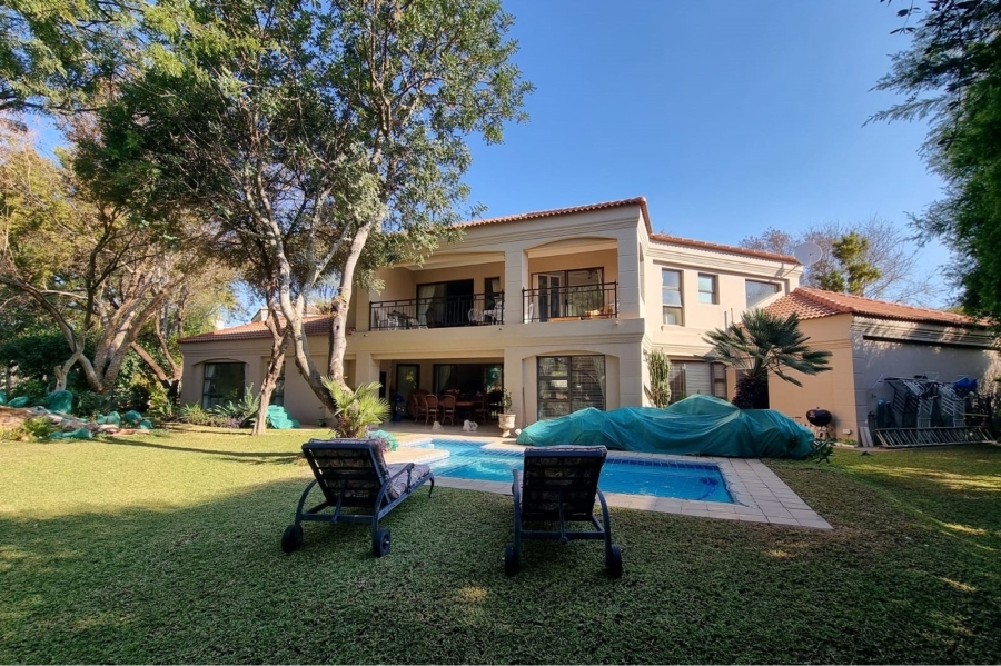4 Bedroom Property for Sale in WestLake Country Safari Estate North West